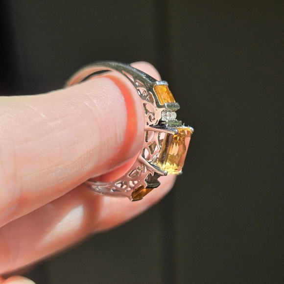 10k white gold Emerald cut citrine & diamond ring sz8 - Picture 10 of 13
